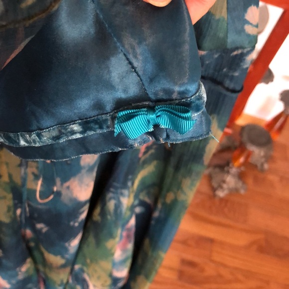 Nougat London Two Pieces Floral Skirt Set 100% Silk - Picture 9 of 15